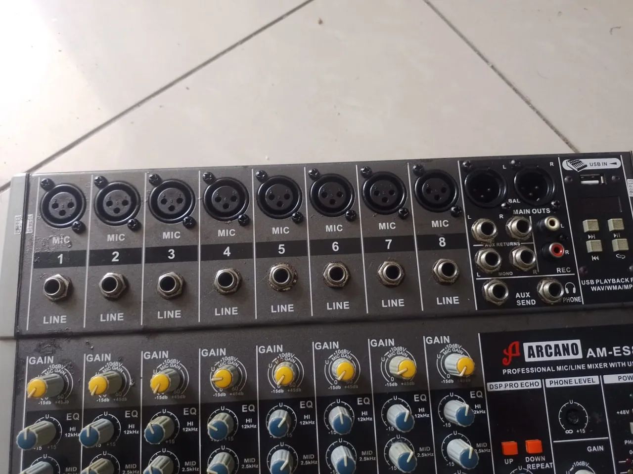 Troco Mesa de som de 8 canais  - Foto 3