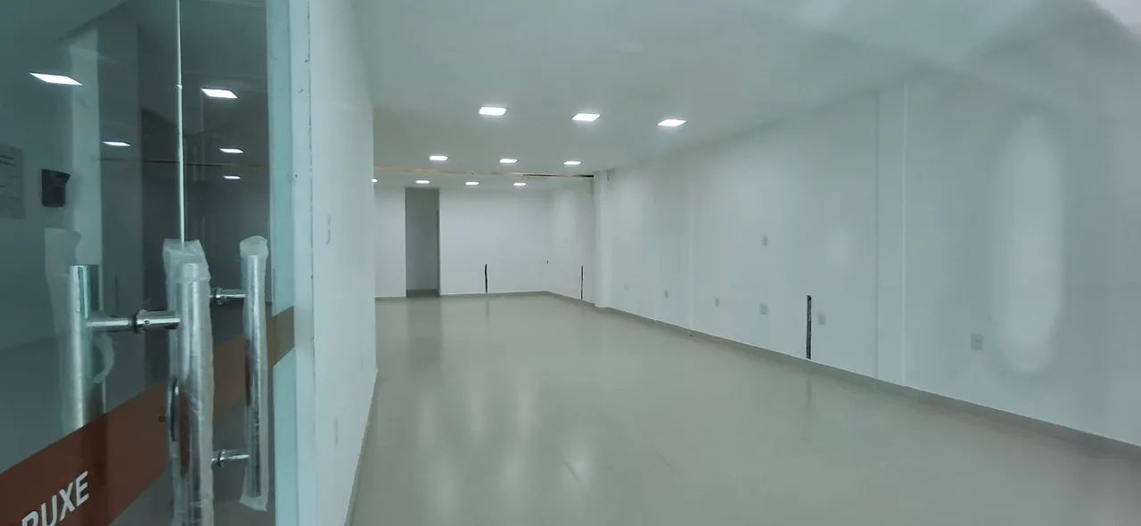 Loja de 70 m2 na Tv Castelo Branco, São Braz 