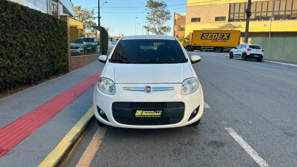 Fiat Palio Attractive 1.0 EVO Fire Flex 8V 5P 2014 - Foto 2