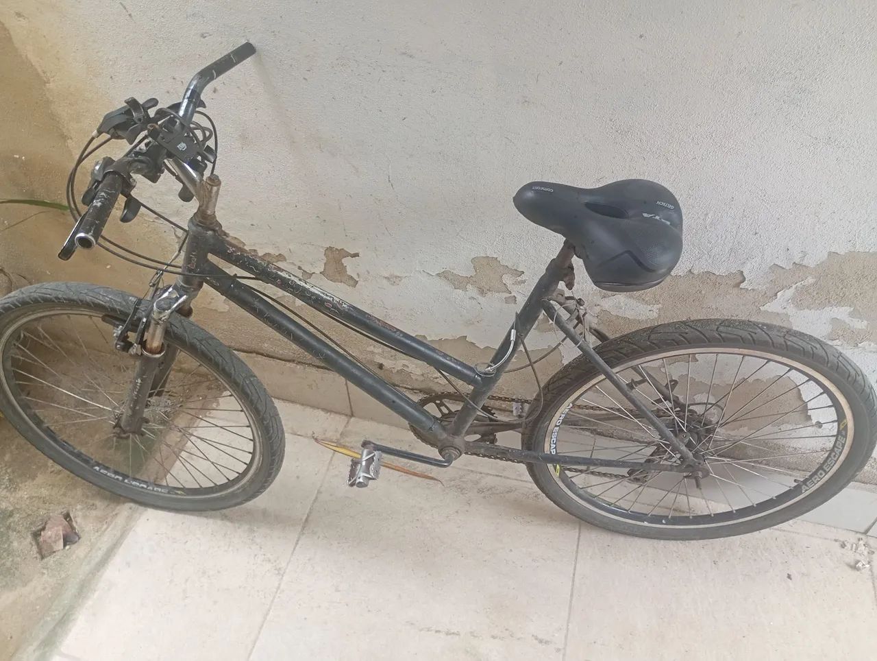 Bicicleta aro 26 usada  - Foto 4