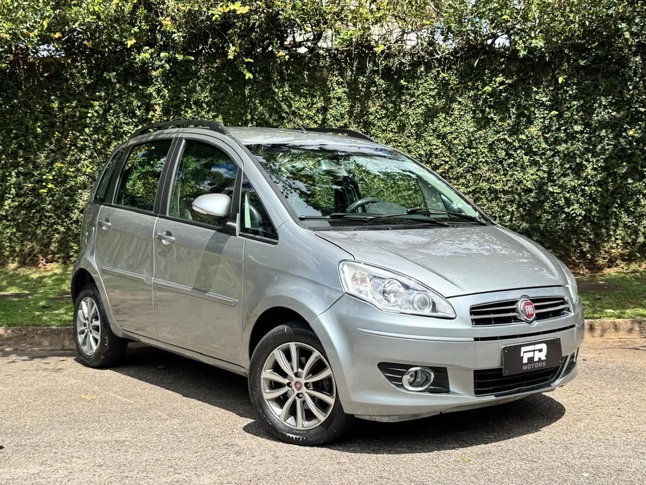 Fiat Idea Attractive 1.4 Fire Flex 8V 5P 2012 - Foto 2