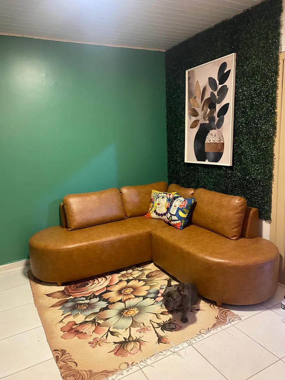 Vendo sofá de canto marro todo em courissimo comprado na mersi móveis  - Foto 4