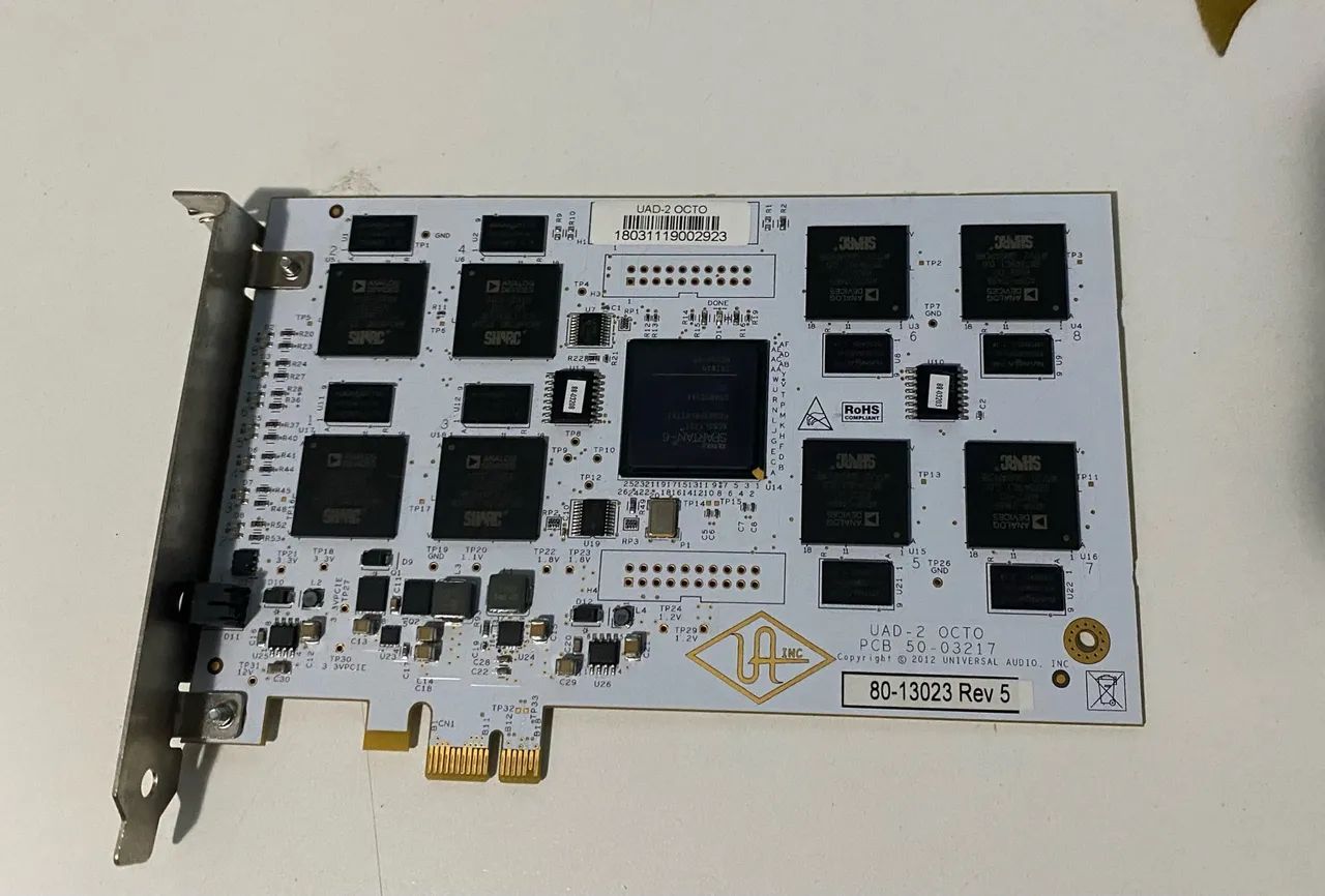 Placa UAD 2 OCTO