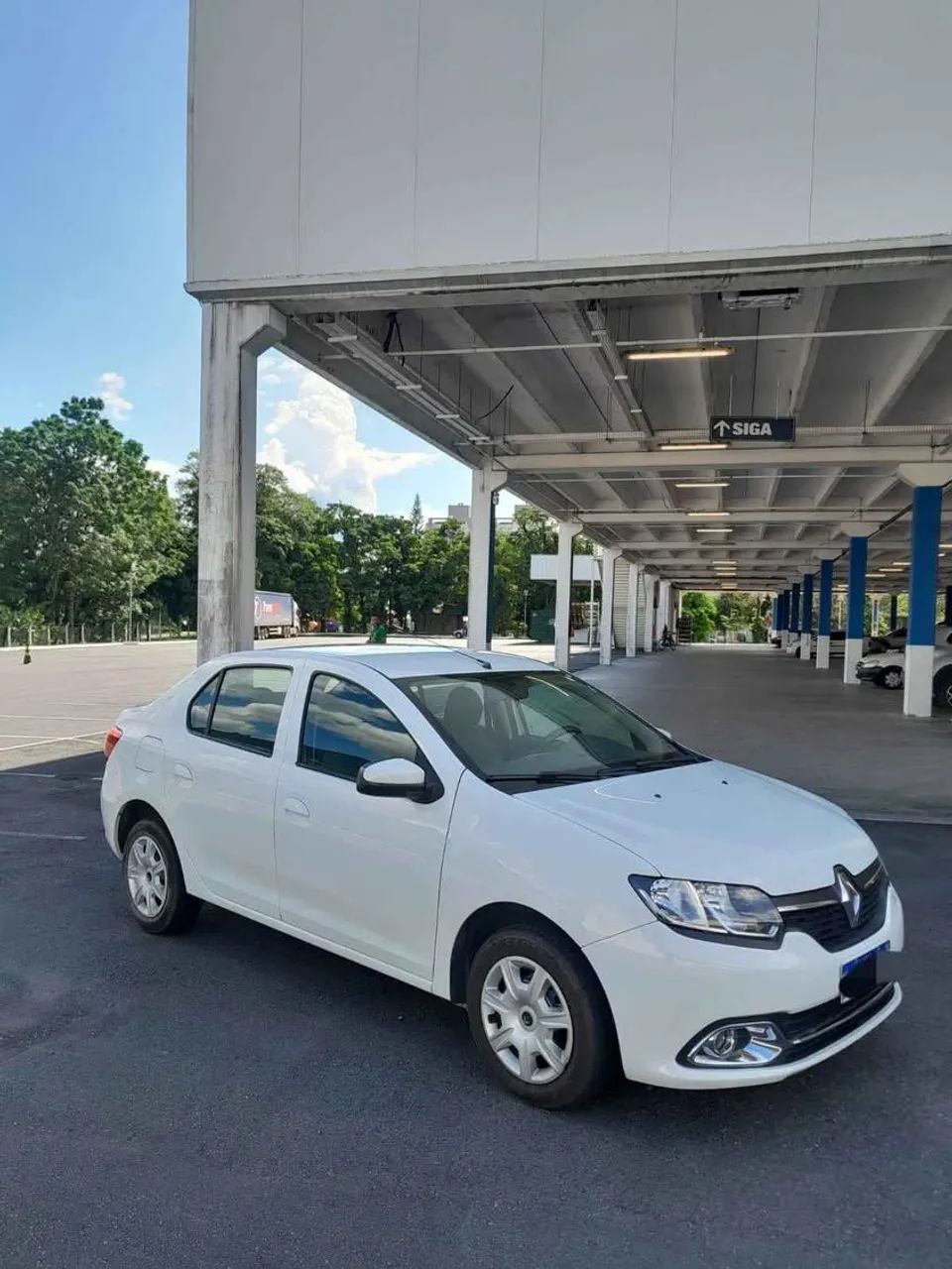 Renault Logan EXPRES./EXP. UP HI-FLEX 1.0 16V 4P 2015