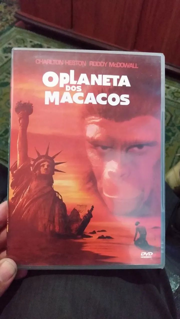 DVD original planeta dos macacos bom estado. 