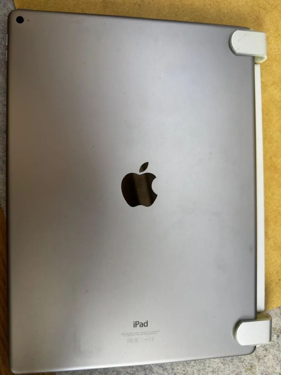 iPad Pro 12.9 Polegadas 1ª Geração 128GB Prata + Teclado Brydge Bluetooth iPad Pro 12.9 - Foto 4