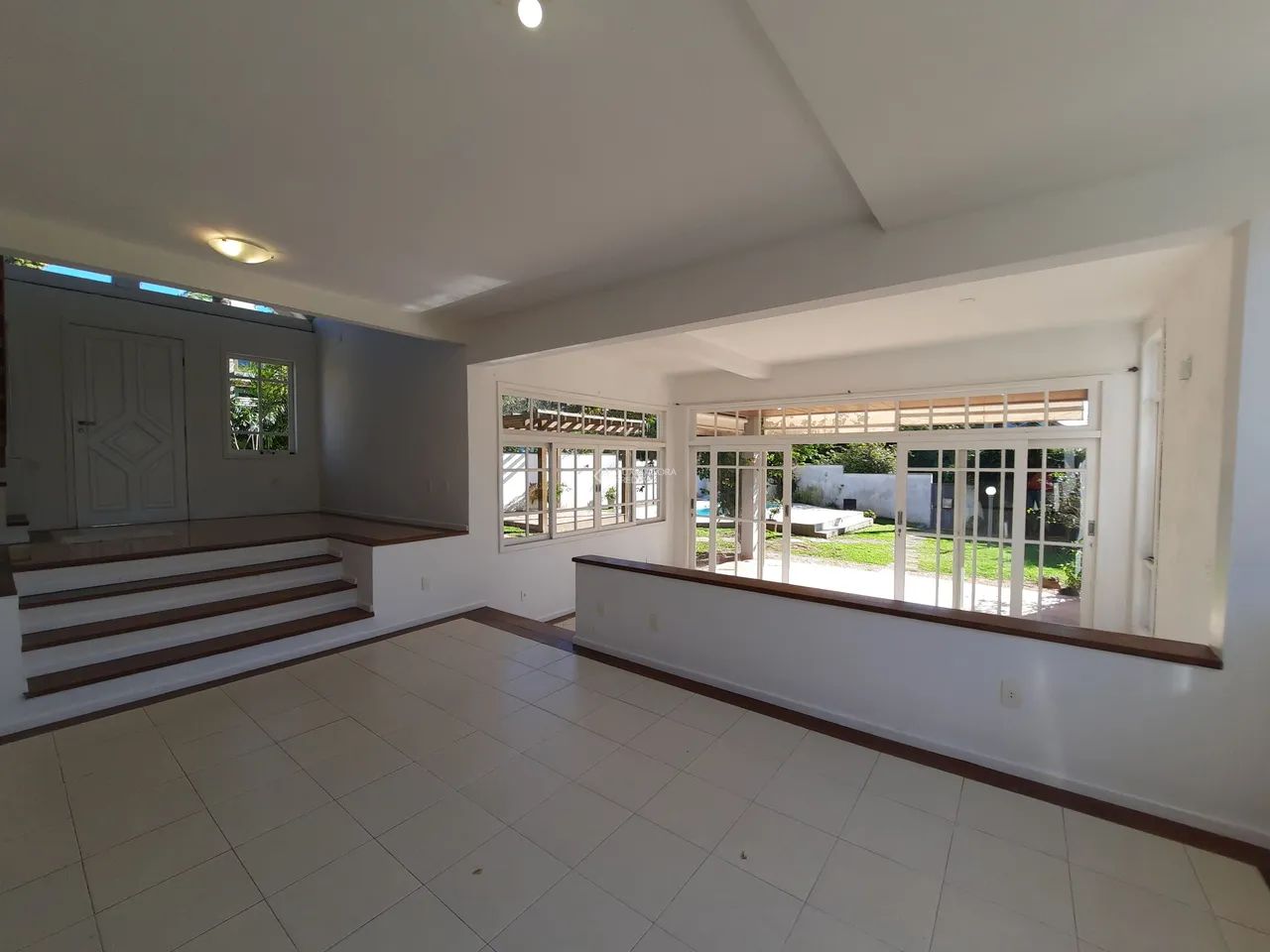 Casa com 5 quartos e 254m² à venda em Campeche, Florianópolis. - Foto 3