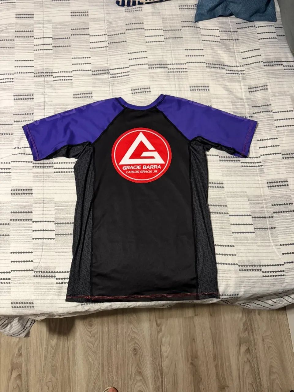 Rashguard Gracie Barra Essentials Roxa M - Foto 2