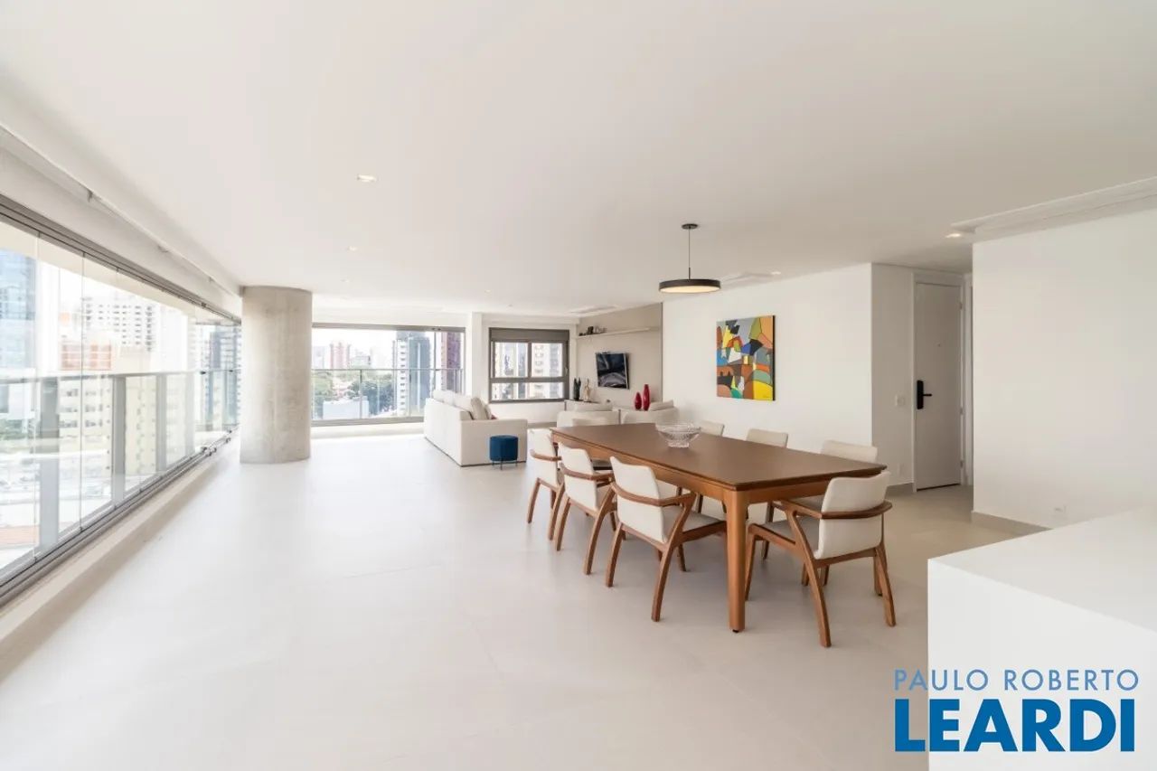APARTAMENTO - CAMPO BELO - SP