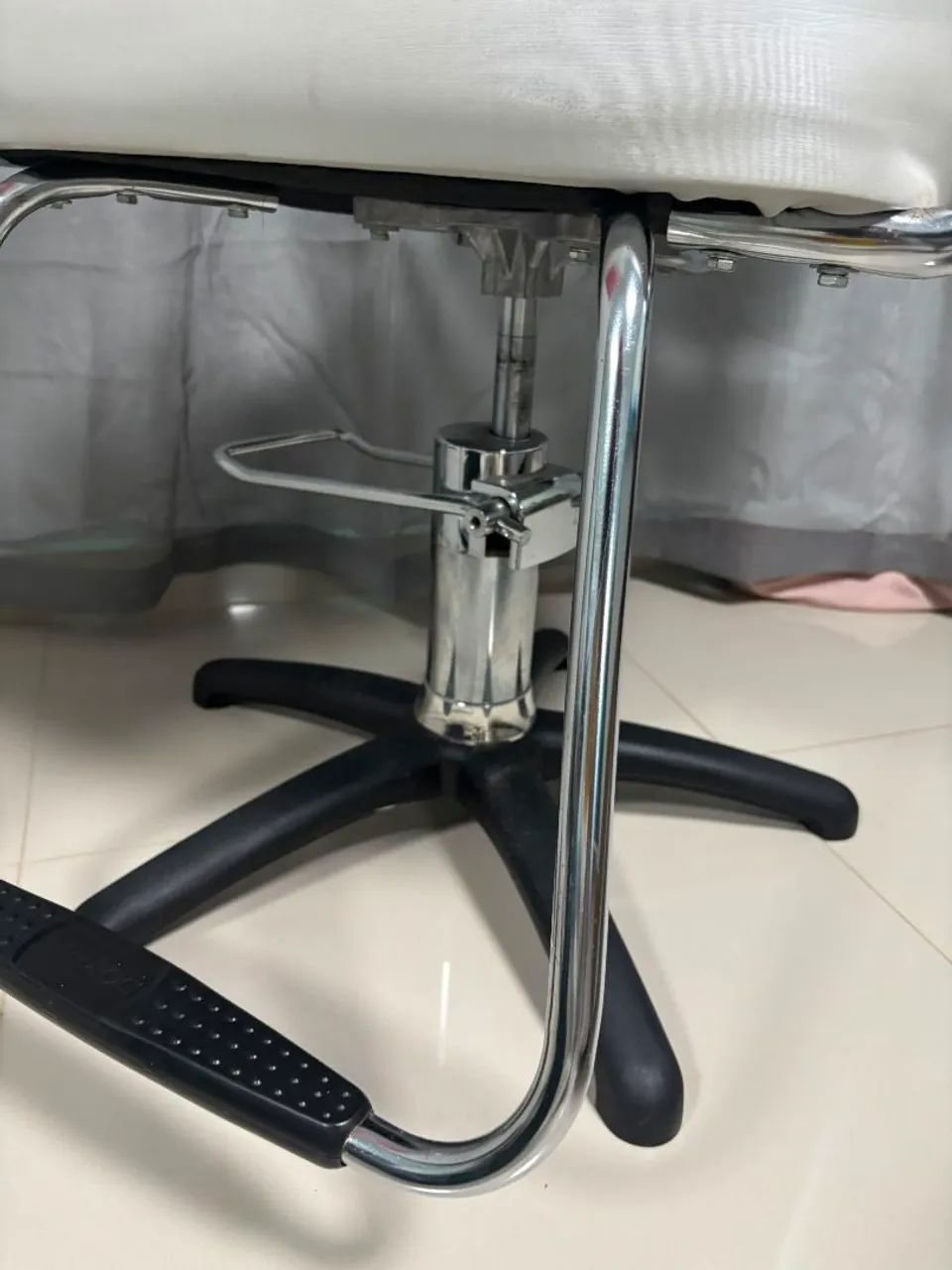 Cadeira Hidráulica  - Foto 4