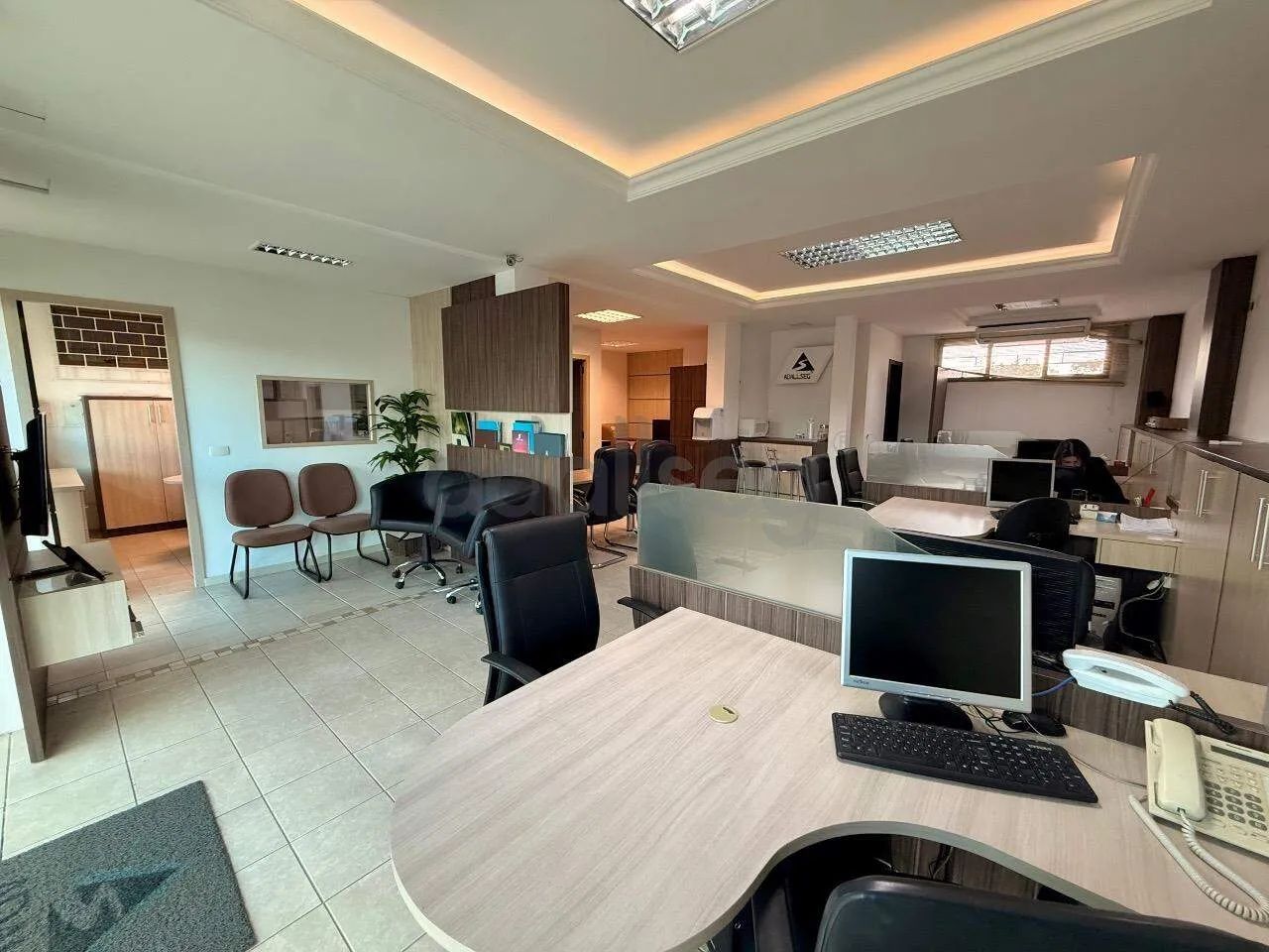 SALA COMERCIAL PARA LOCAÇÃO  Cristo Rei - Foto 5