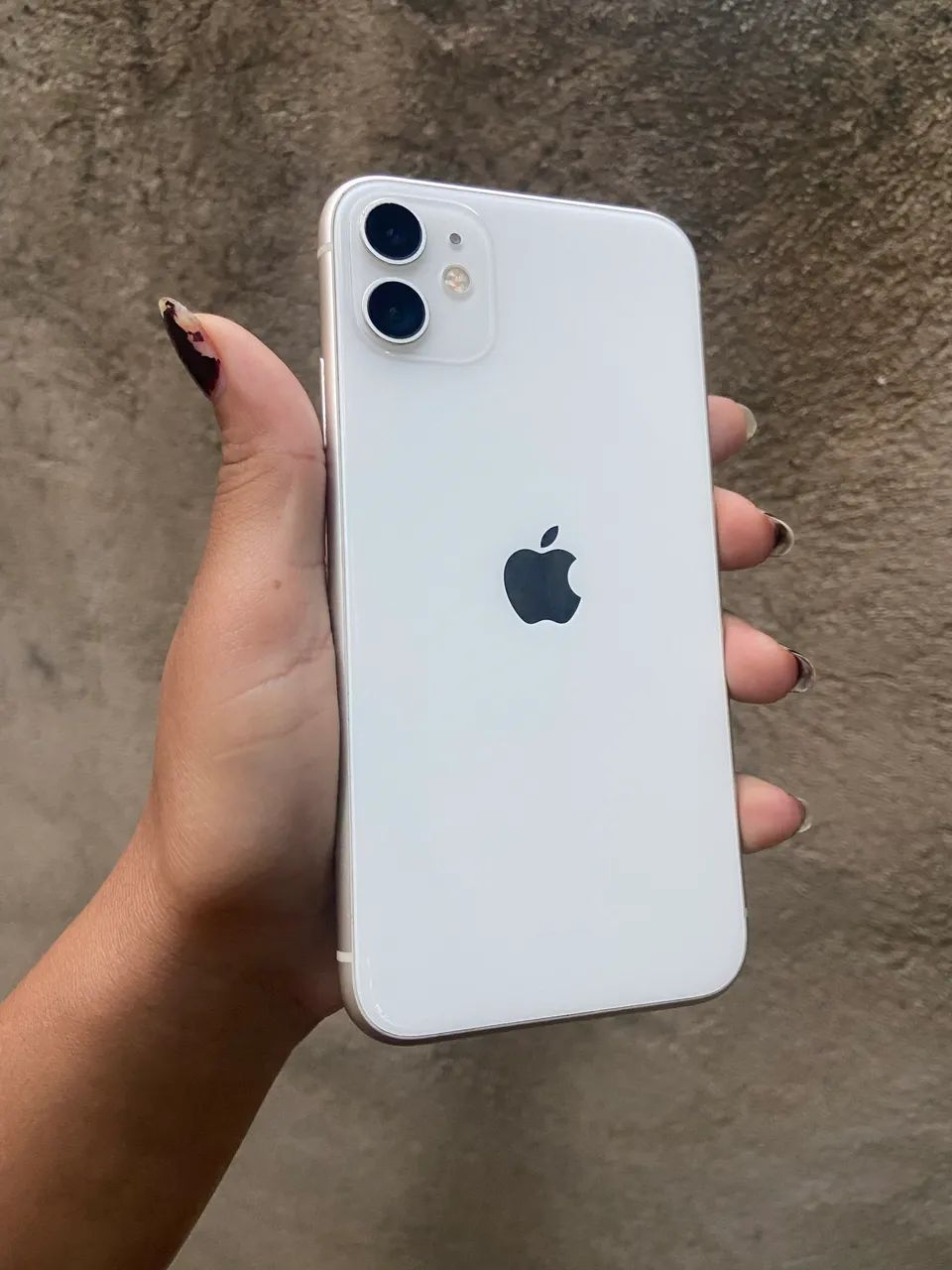 iPhone 11 Branco - ENTREGO 