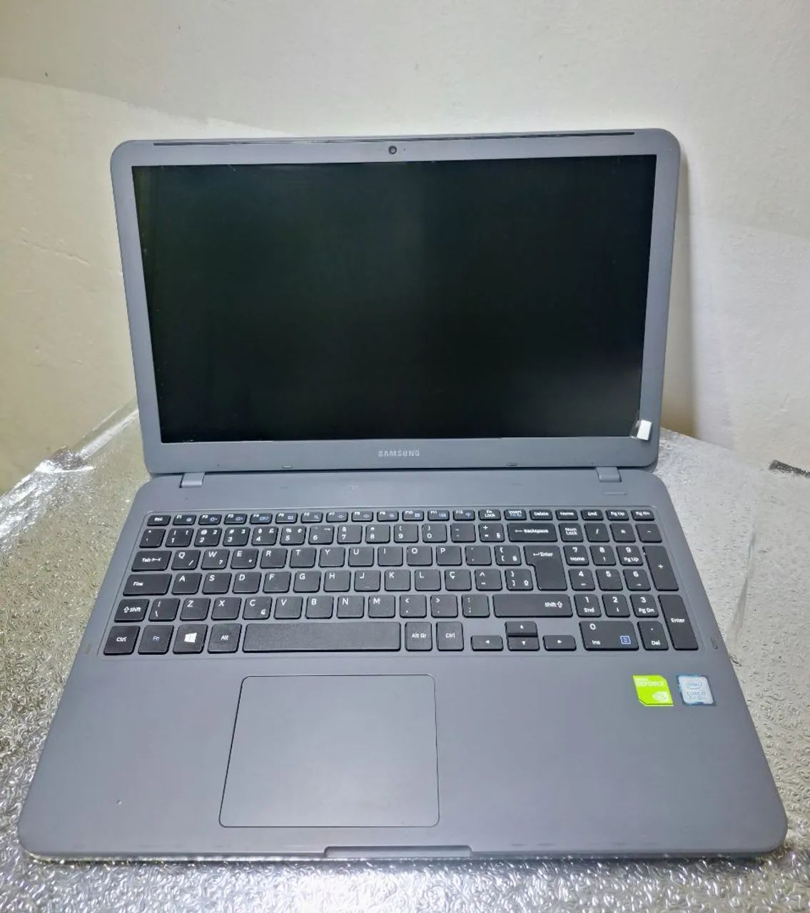 Notebook Samsung Essentials 