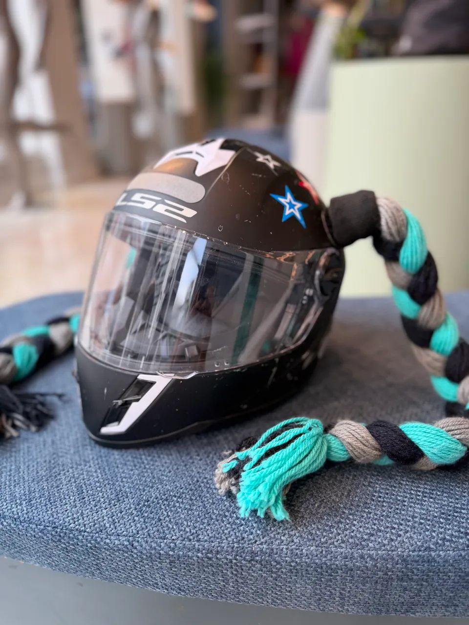 Capacete LS2 | Tamanho 52 | Pouquíssimo uso - Foto 2