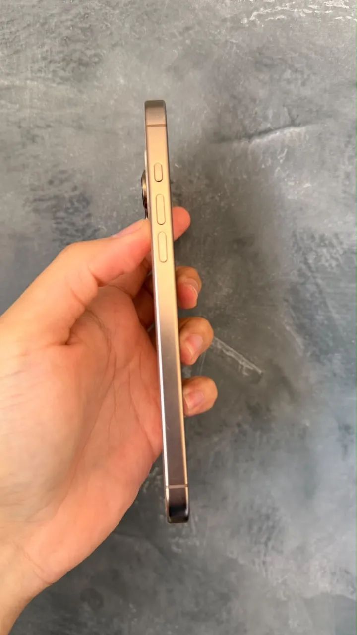 iPhone 16 Pro Max  - Foto 2