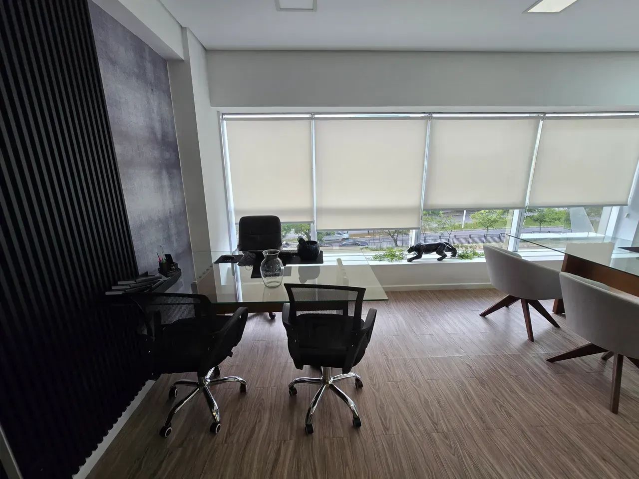 Sala mobiliada para locação no condomínio Brascan Alphaville - Foto 5