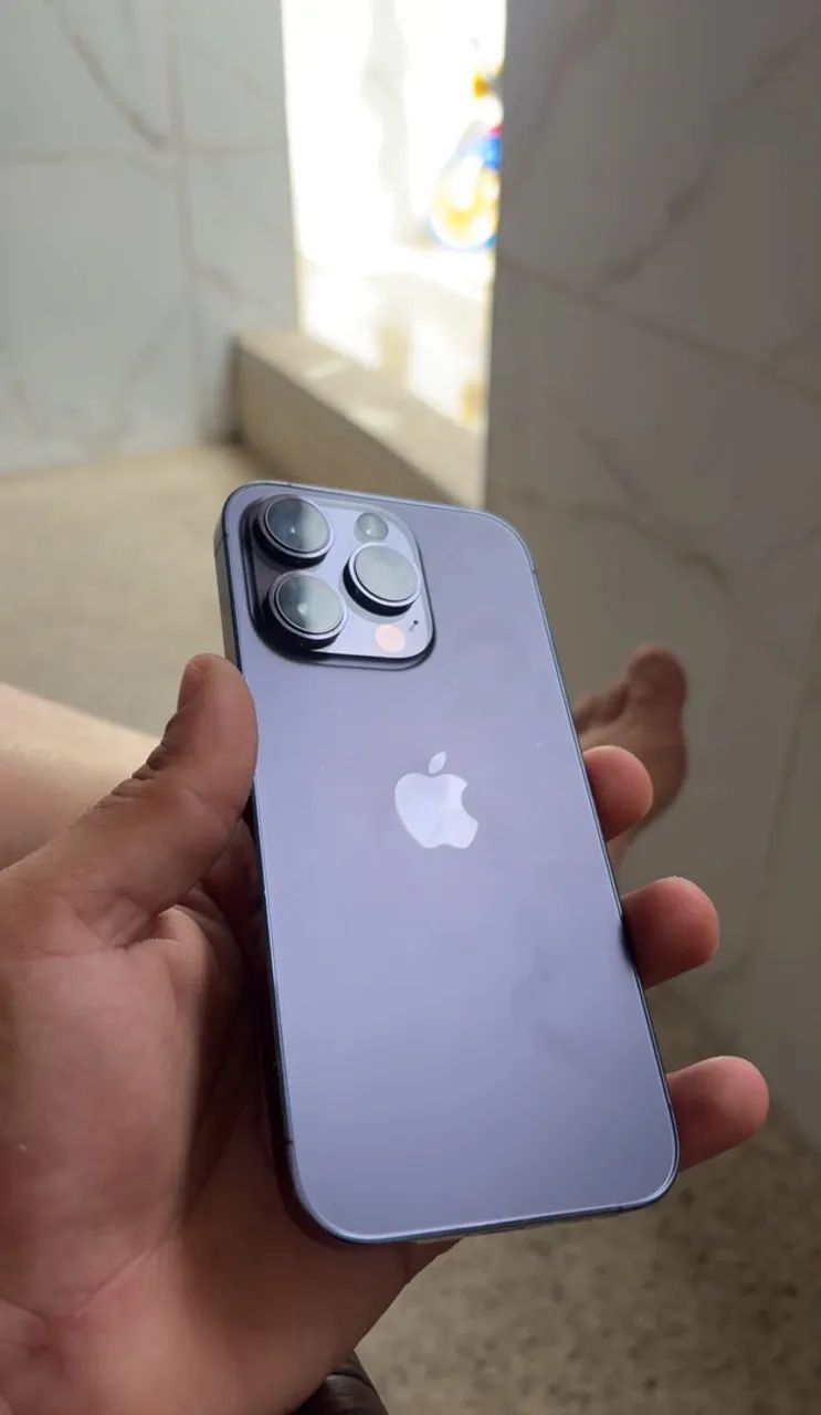 IPhone 14 Pro Roxo
