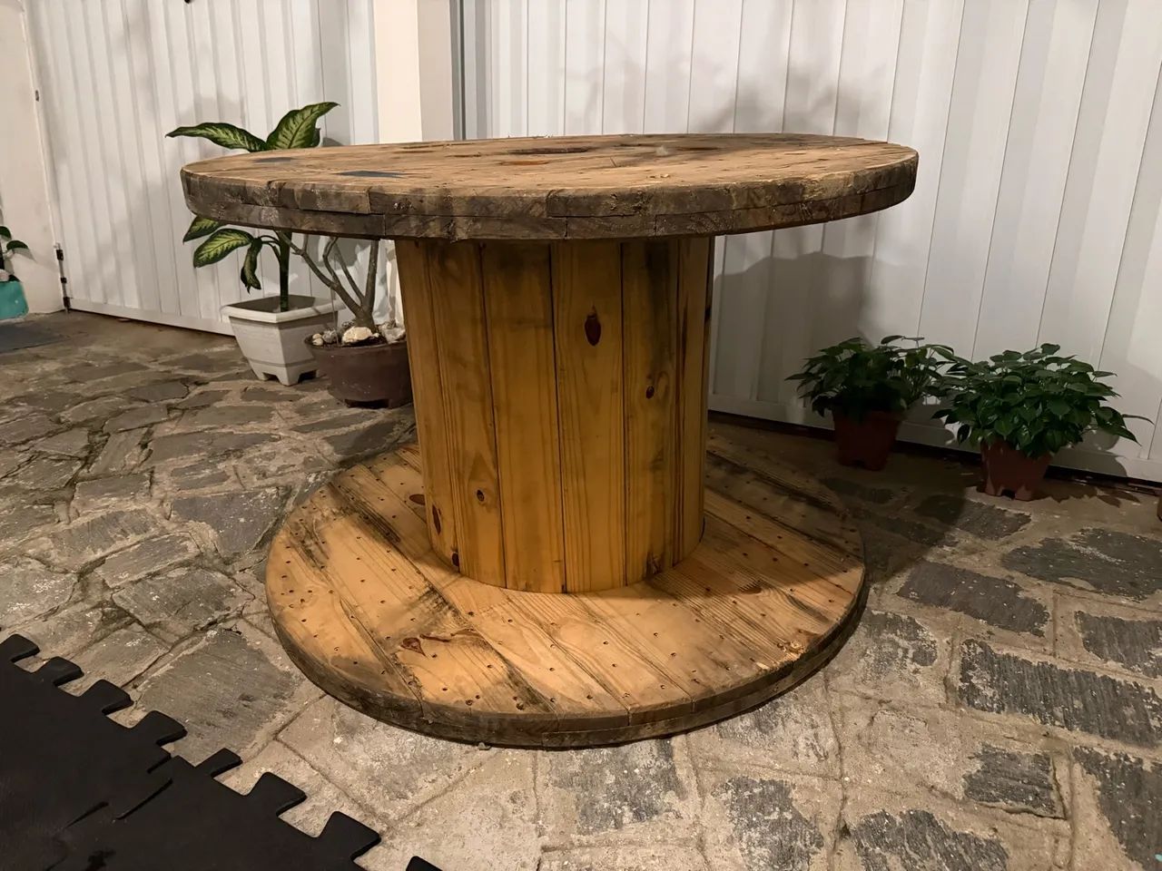 Mesa de madeira de carretel de bobina de cabo