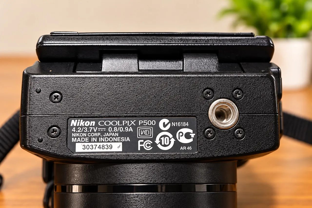 Nikon Coolpix P500 12.1MP - Zoom Óptico 36x - Full HD + Bolsa e