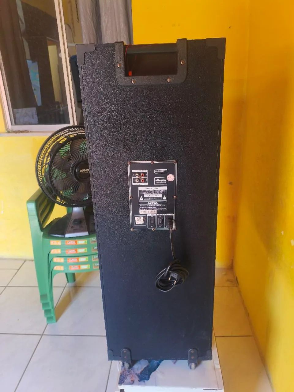 Caixa de Som 1.400W