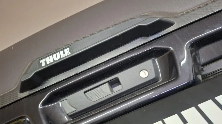 Bagageiro Thule Vector Usado com Risco 