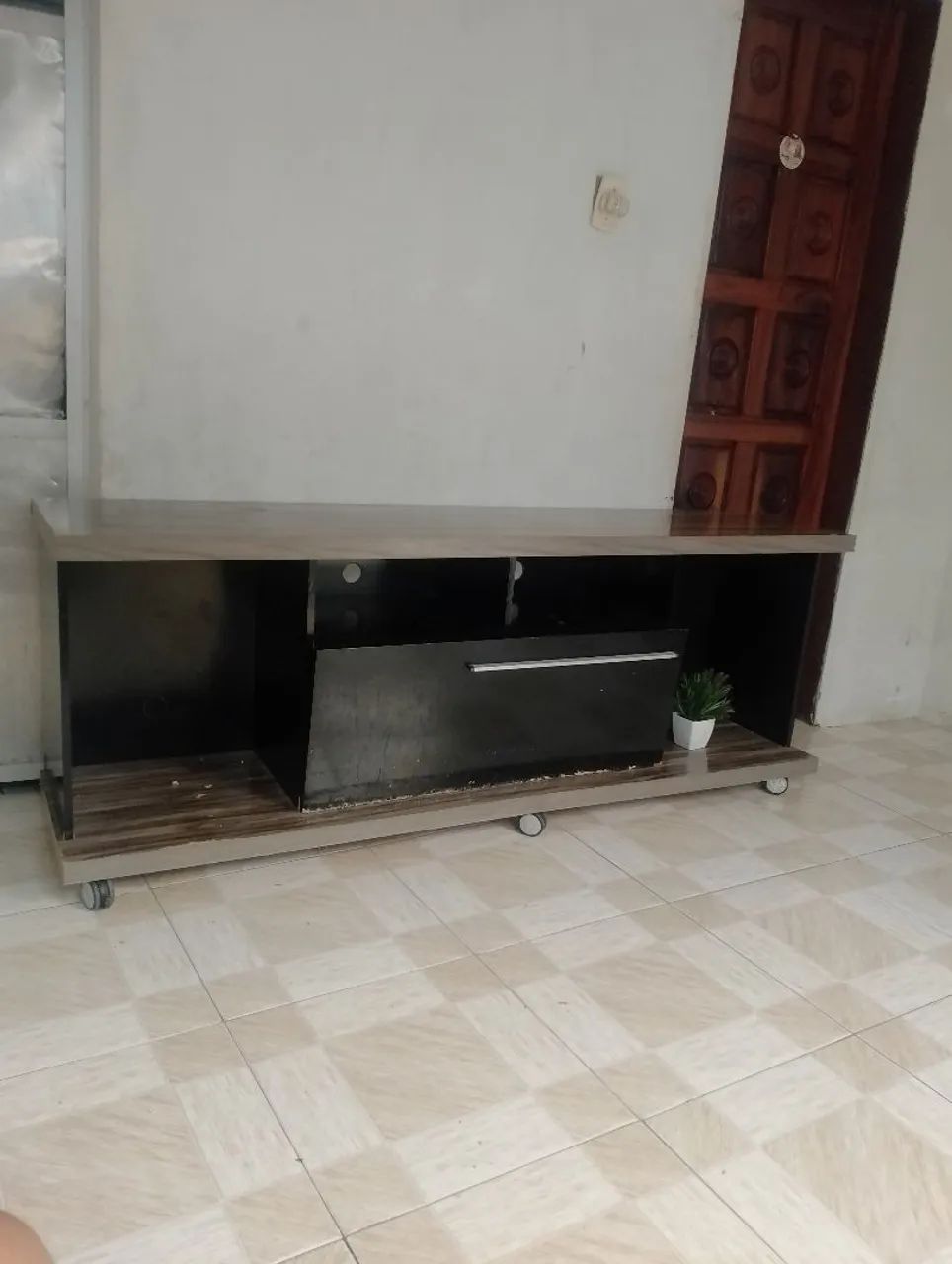 Vendo rack de tv todo bom