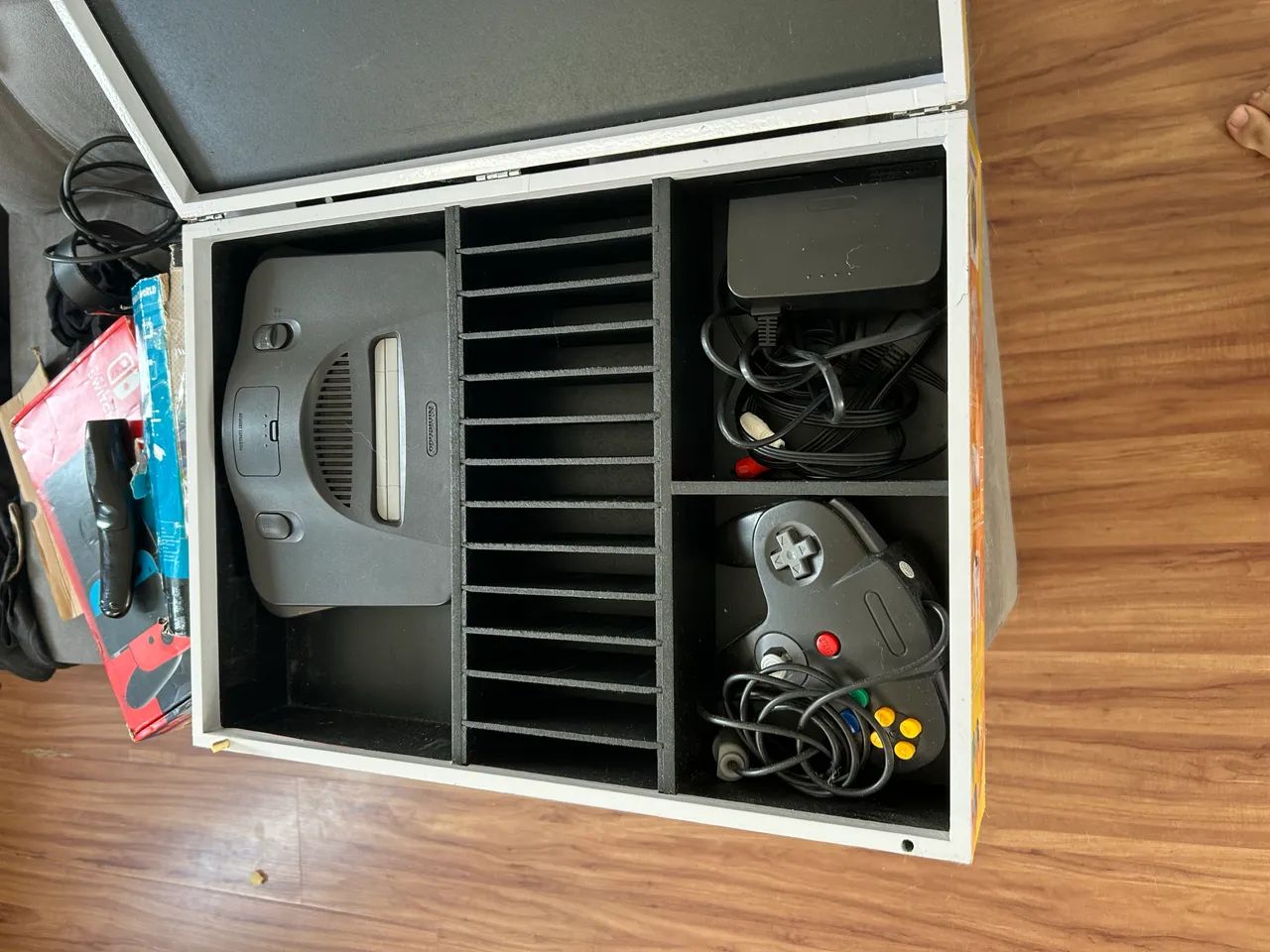 Nintendo 64 - caixa de madeira  - Foto 4