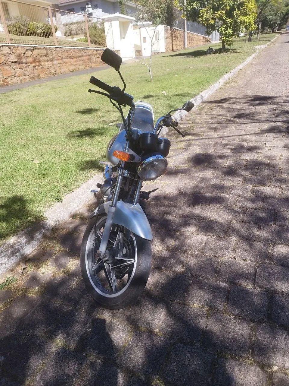 Suzuki 125 2008 - Foto 3