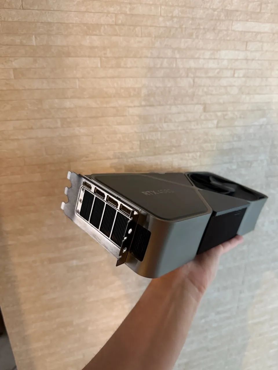 Placa de vídeo RTX 4080 FOUNDER EDITION  - Foto 3