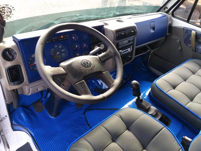 VW 15180 toco reduzido MWM 6 cil bau de 7m - Foto 4