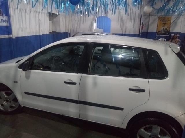Polo Hatch 1.6 ano 2005 branco 4 portas completo emplacado 2019 troco - Foto 6