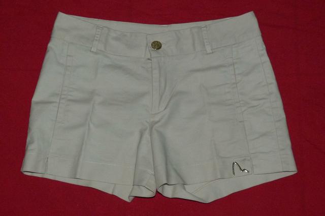 Short da marca Nossa Bossa