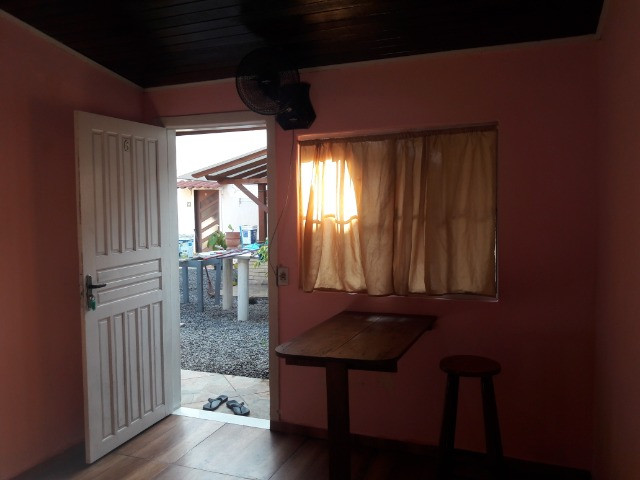 Quarto com suite no centro - Foto 5