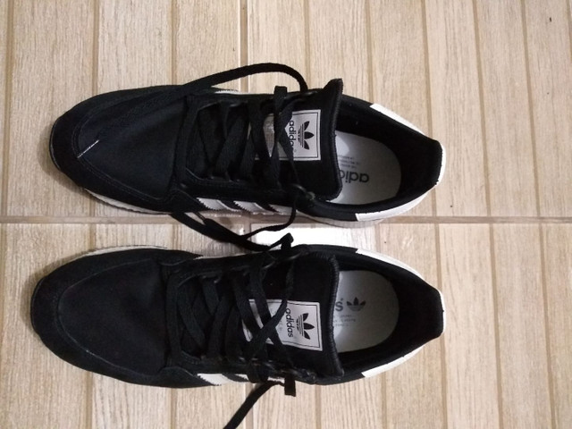 tênis adidas forest grove preto