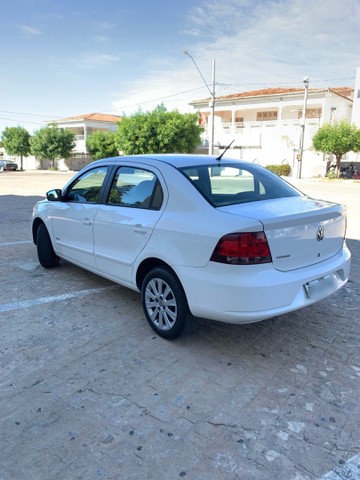 VOYAGE 1.0 I-TREND 2013 COMPLETO CARRO DE PROCEDÊNCIA