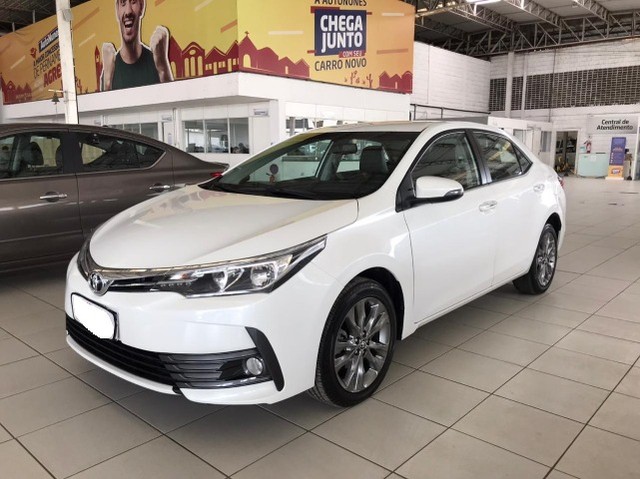 A TOYOTA COROLLA XEI AUTOMÁTICO 2019 ACEITO TROCA E FINANCIO