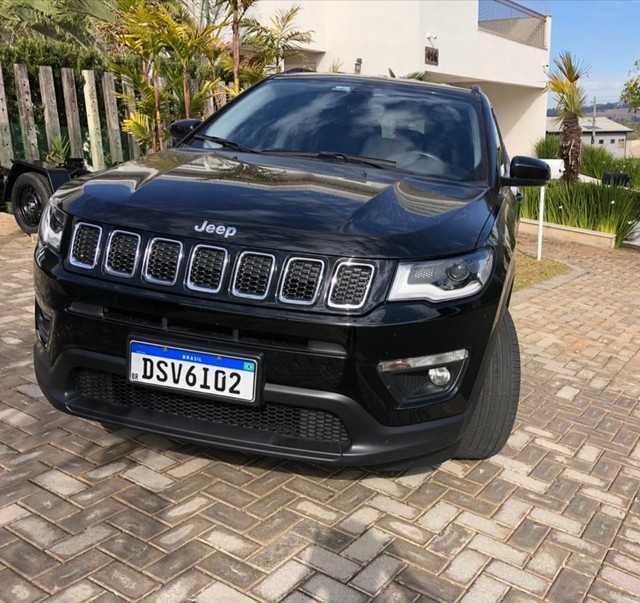 CARRO JEEP COMPASS