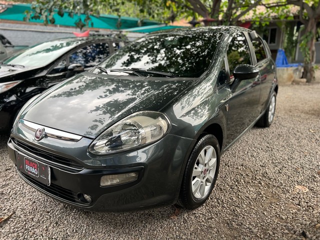 Fiat Punto Attractive 2013 1.4 Flex (Já financiado)