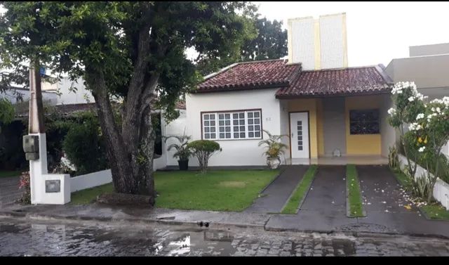 Ótima Casa em Condomínio