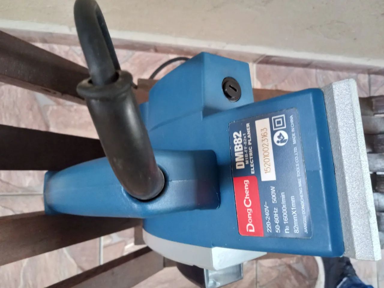 Plaina de madeira Dong Cheng 220v - Foto 3