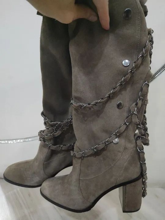 Bota de camurça Schutz 37 - Foto 2