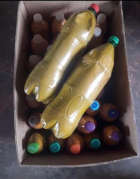 Açafrão natural em embalagens de 2 litros 