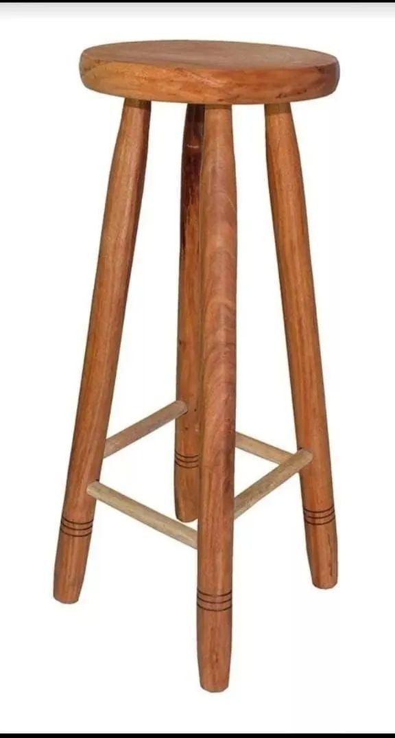 Banqueta grande de madeira maciça