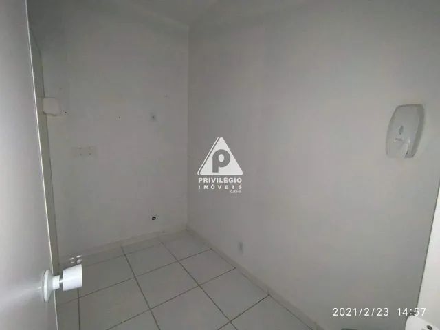 Sala Comercial no coração do Catete. OPORTUNIDADE! - Foto 3