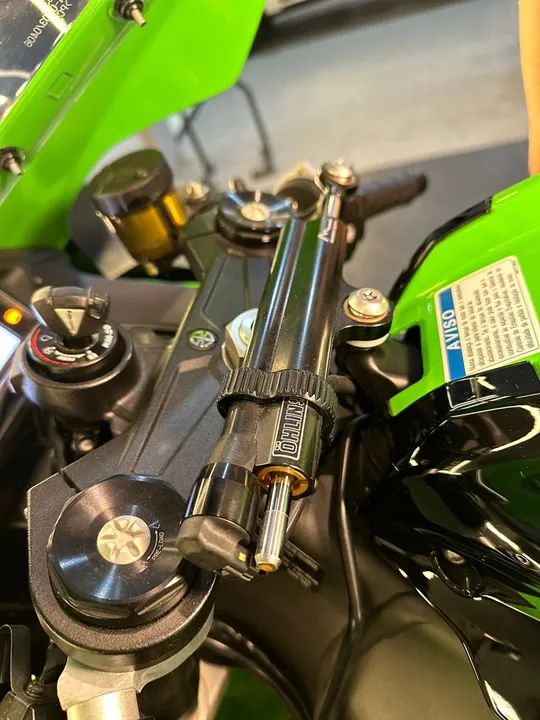 Kawasaki Ninja ZX-10R 2023 (3000 KM) - Foto 10