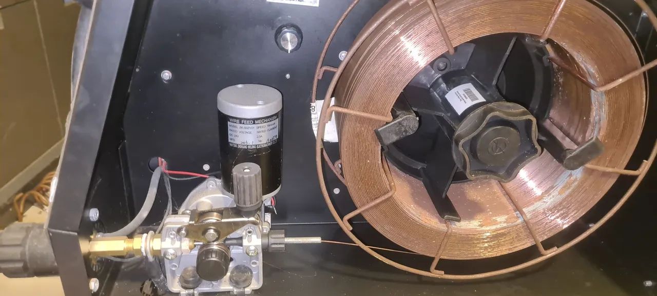 Máquina de Solda MIG 250 V8 - Foto 5