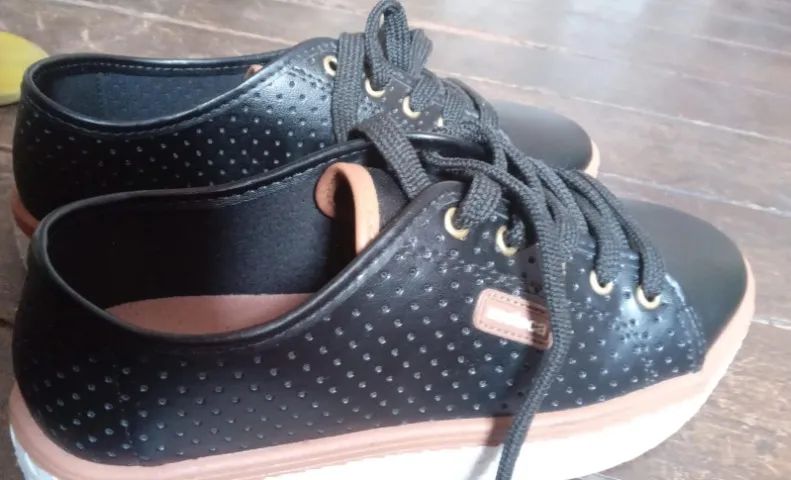 Tênis Feminino Casual Com Microperfuros Preto Moleca - Foto 4