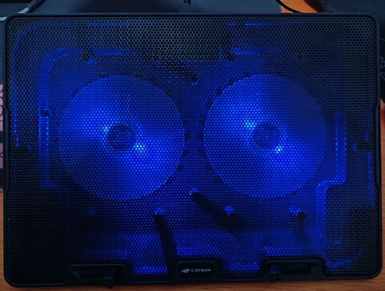 Base Refrigerada para Notebook C3Tech NBC-50BK 15,6" Refrigerada com 2 Coolers