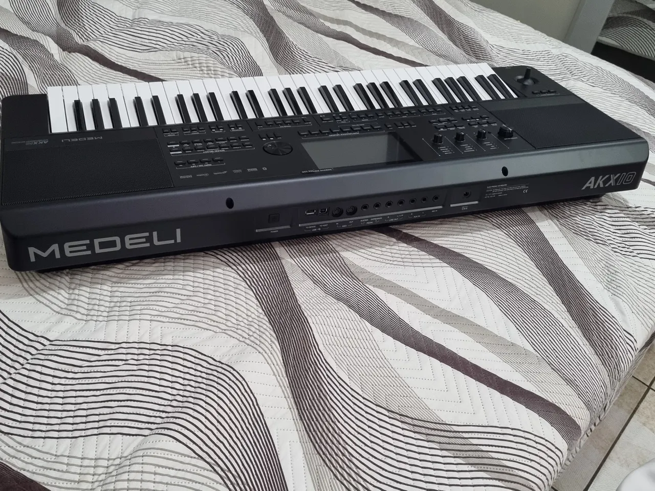Teclado Medeli AKX10 abaixei pra vender logo