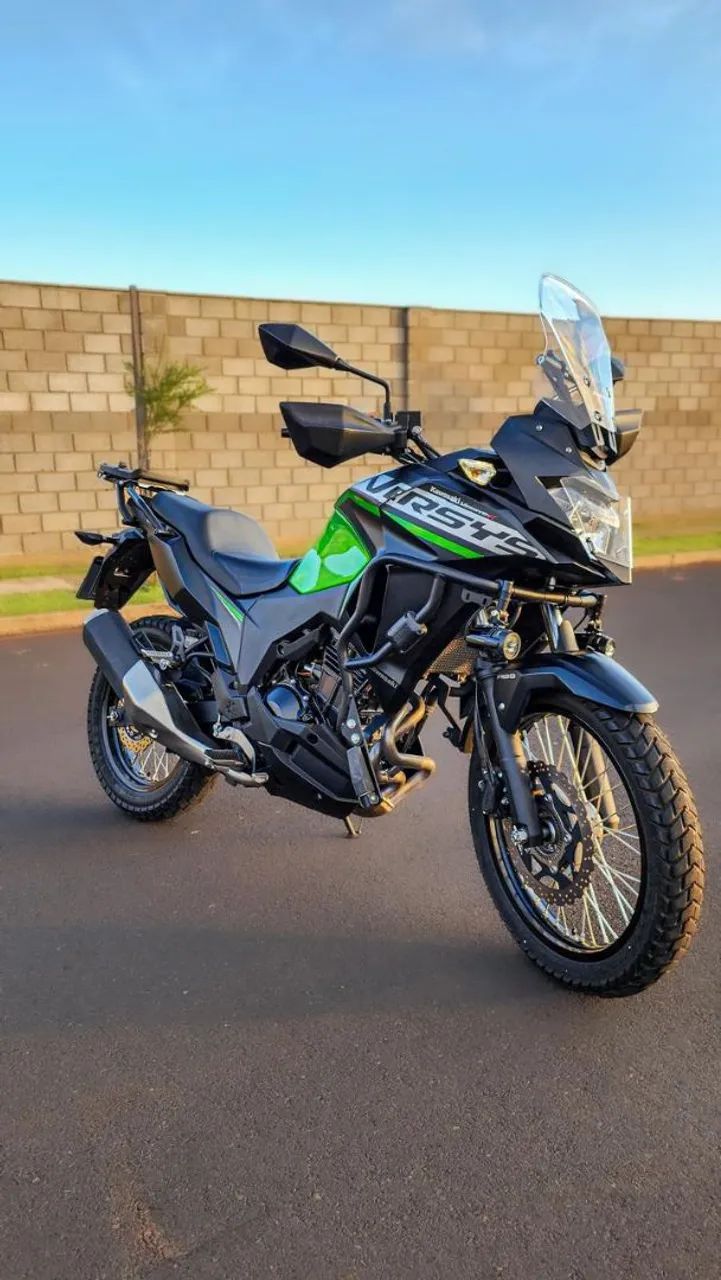 VENDO VERSYS 300 2022
